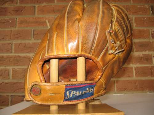 Bobby Hofman Spalding 4077 Back